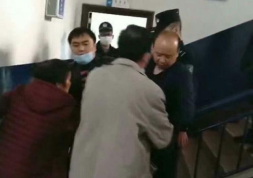 丈夫爆料老婆视频在线观看,揭秘老婆私密视频在线观看事件